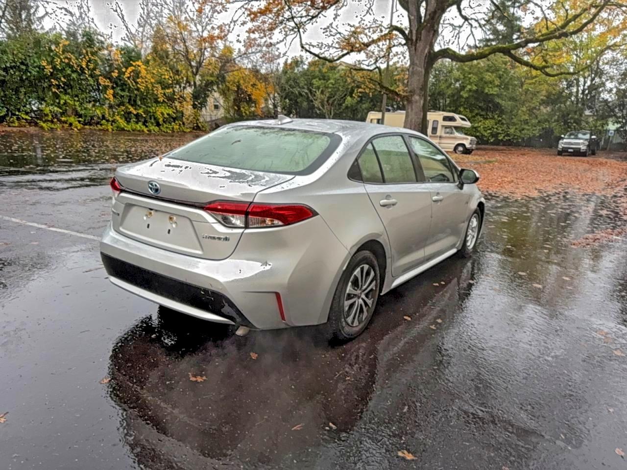 2022 Toyota Corolla Le - Фото 4
