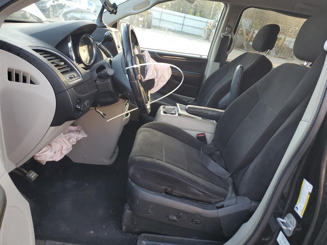 2013 Chrysler Town & Country Touring - Фото 7