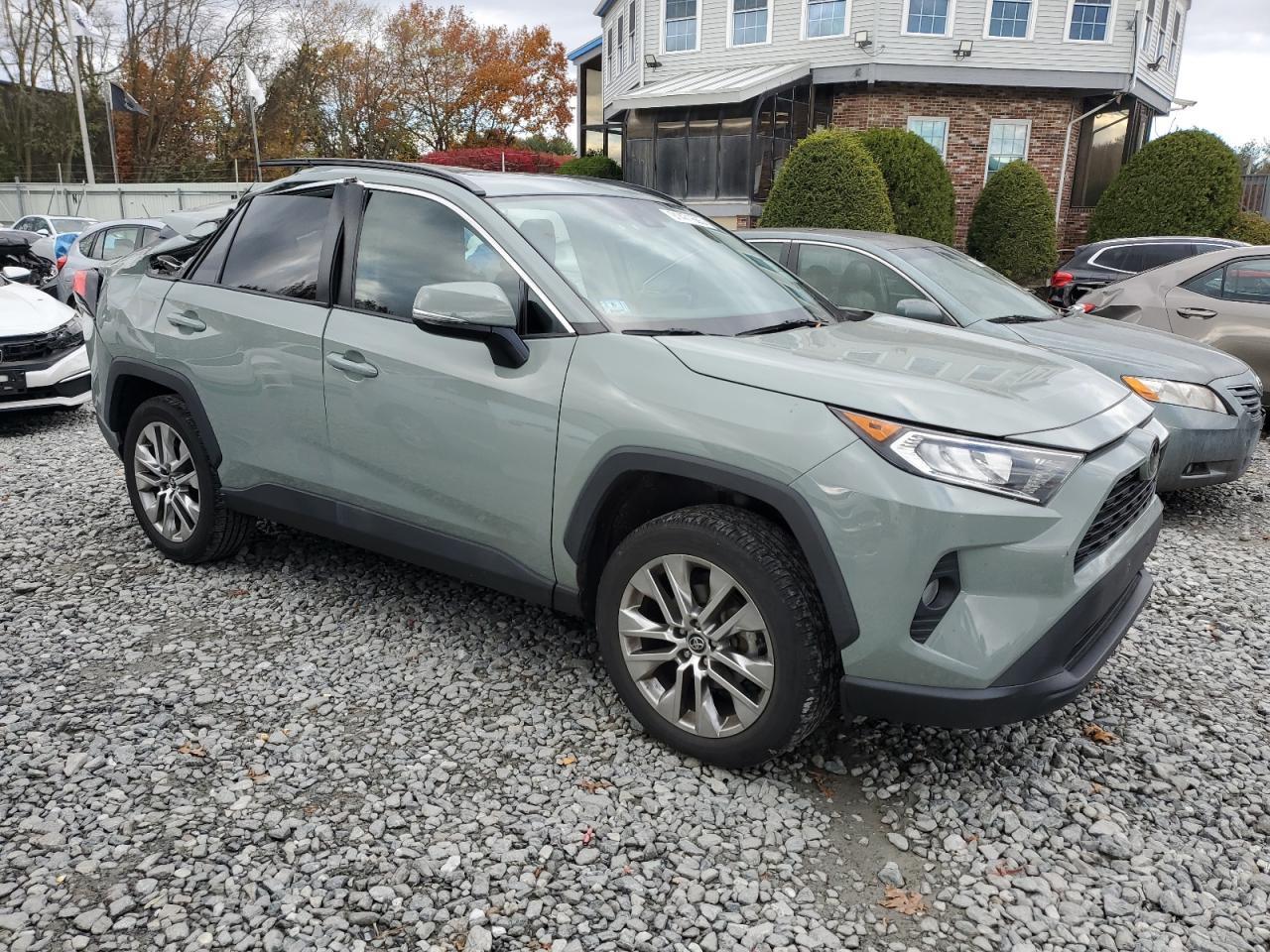 2021 Toyota Rav4 Xle Premium - Фото 4
