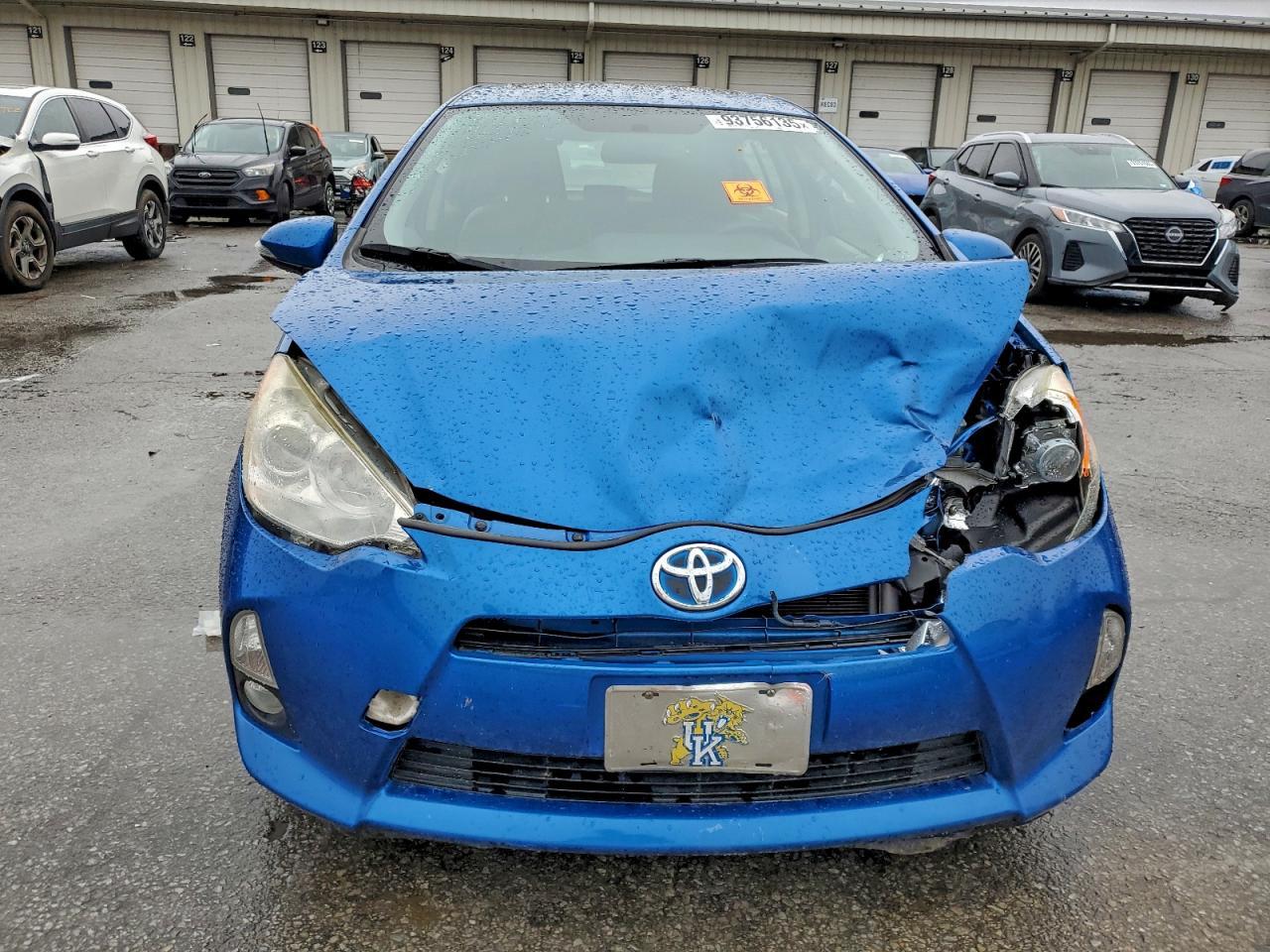 2013 Toyota Prius C - Фото 5