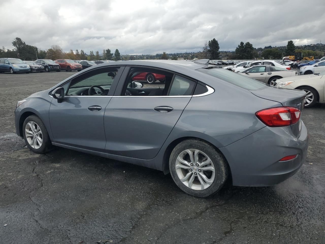 2019 Chevrolet Cruze Lt - Фото 2