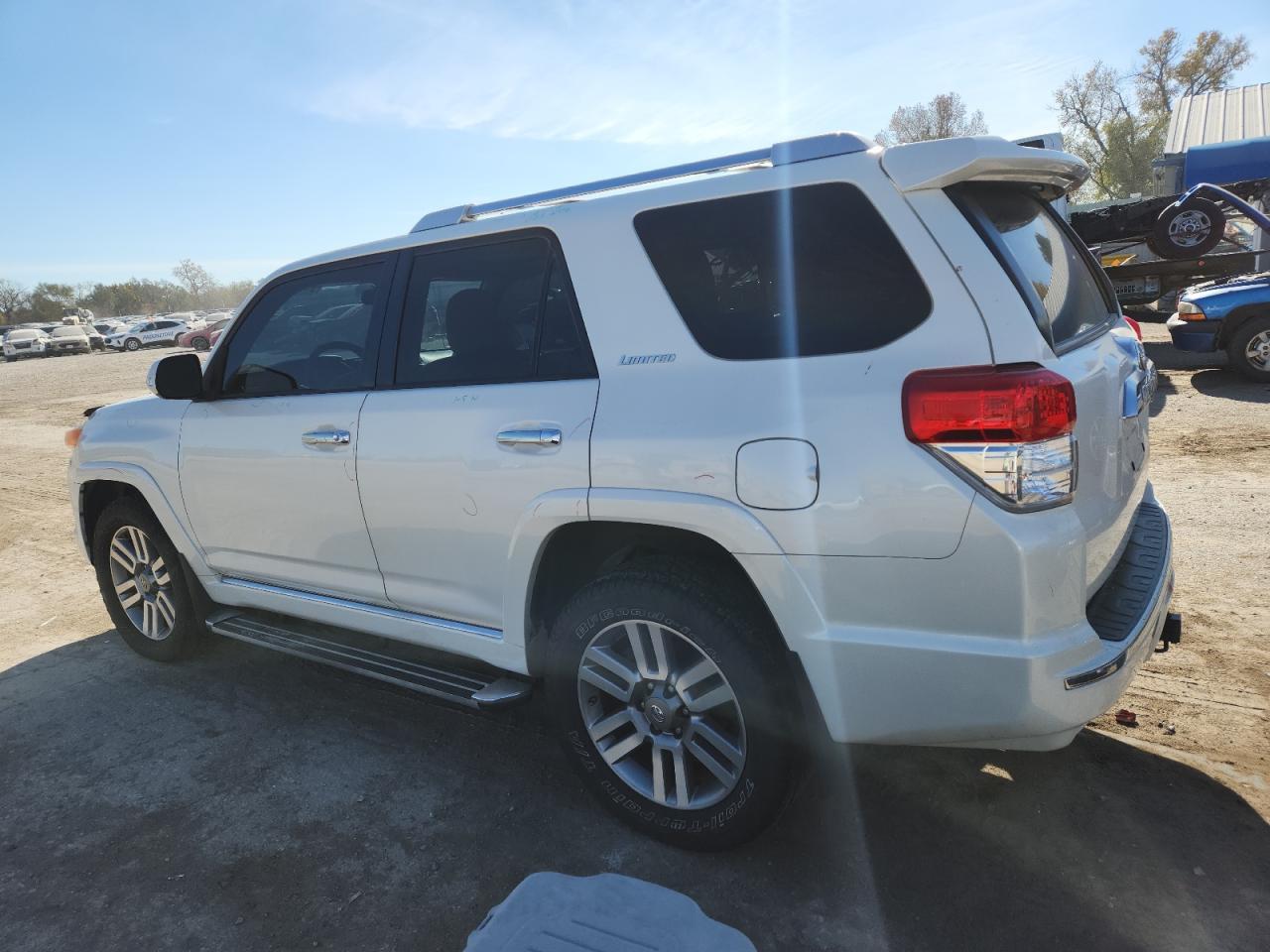 2011 Toyota 4Runner Sr5 - Фото 2