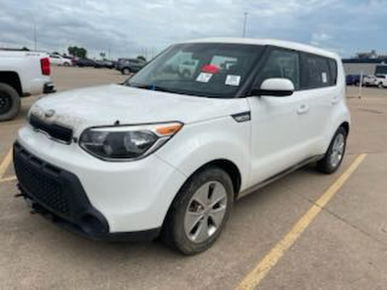 2016 Kia Soul - Image 2