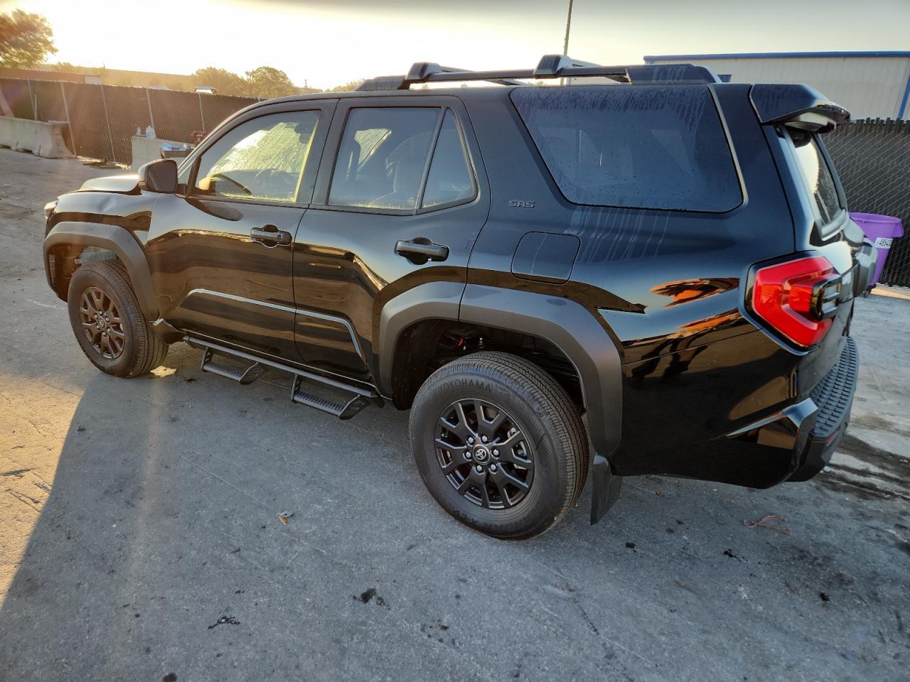 2025 Toyota 4Runner Sr5 - Фото 2