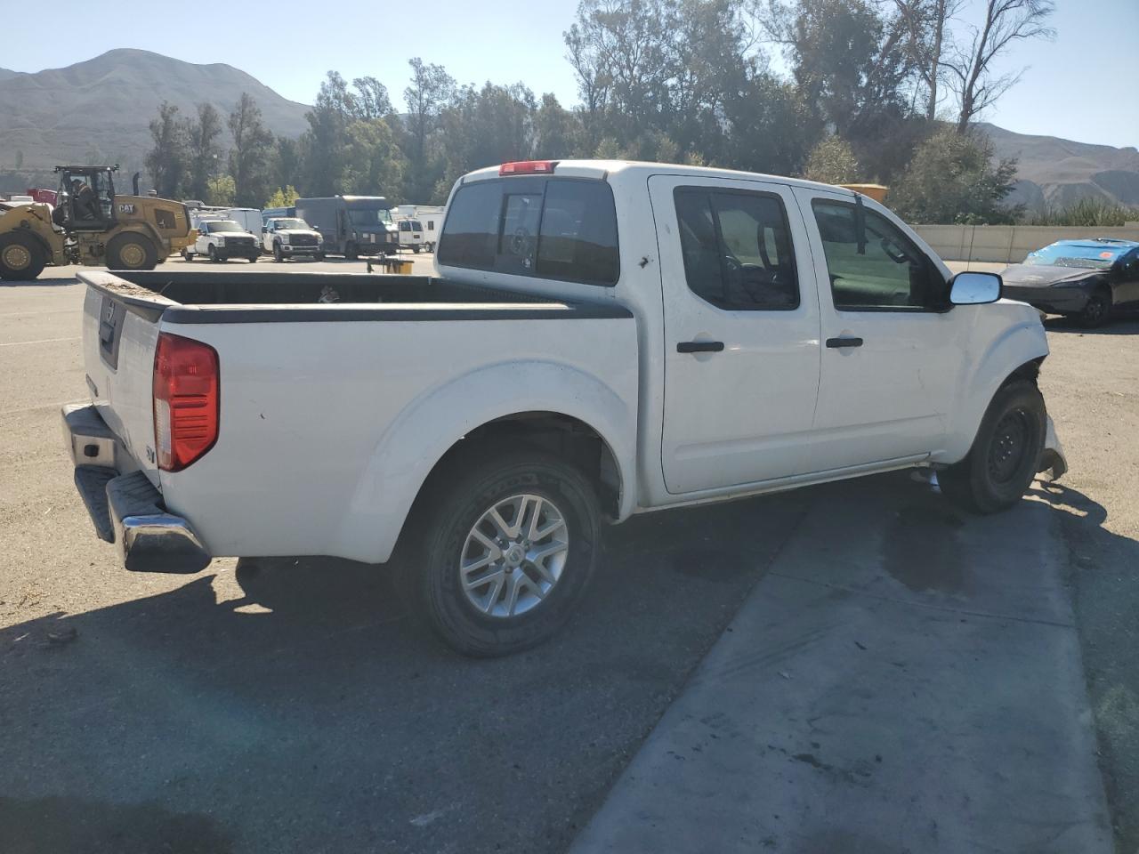 2016 Nissan Frontier S - Фото 3