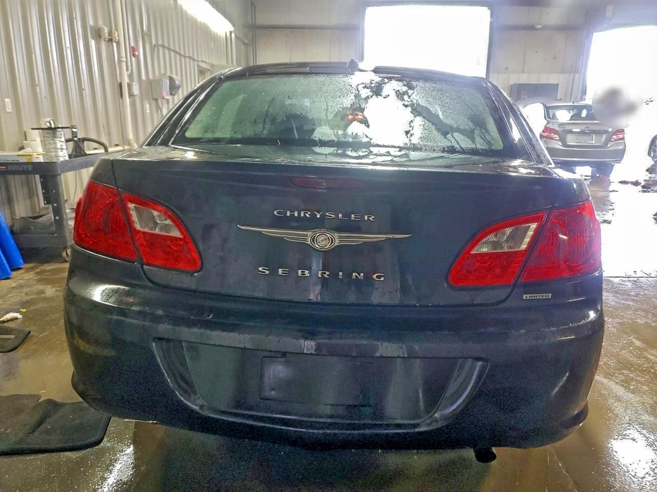 2010 Chrysler Sebring Limited - Фото 6
