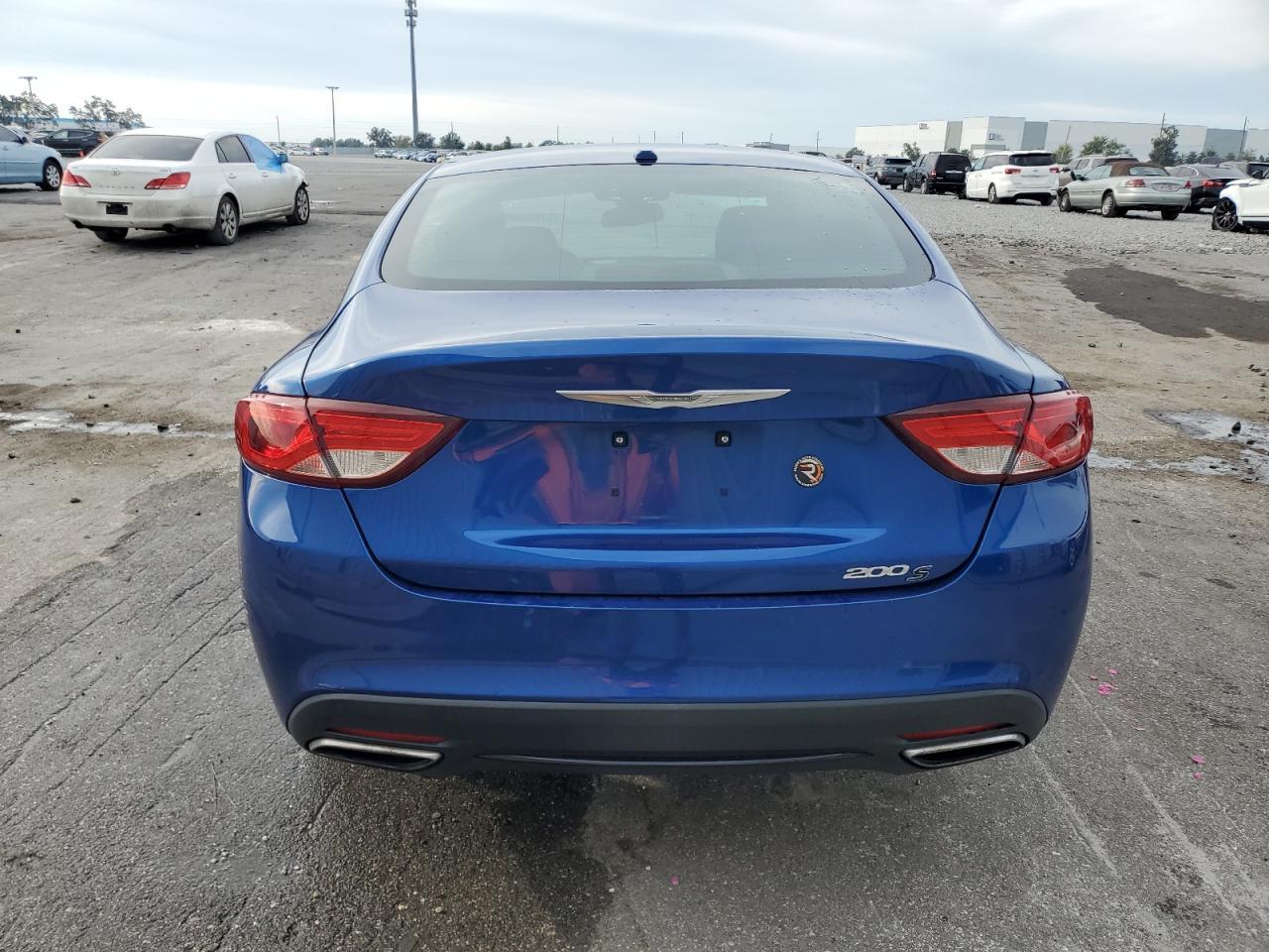 2015 Chrysler 200 S - Фото 6