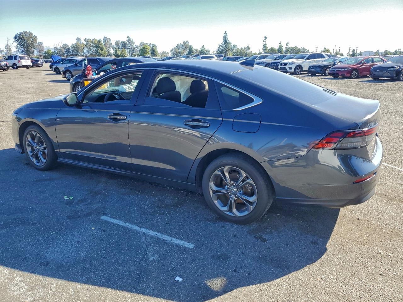 2023 Honda Accord Ex - Image 2