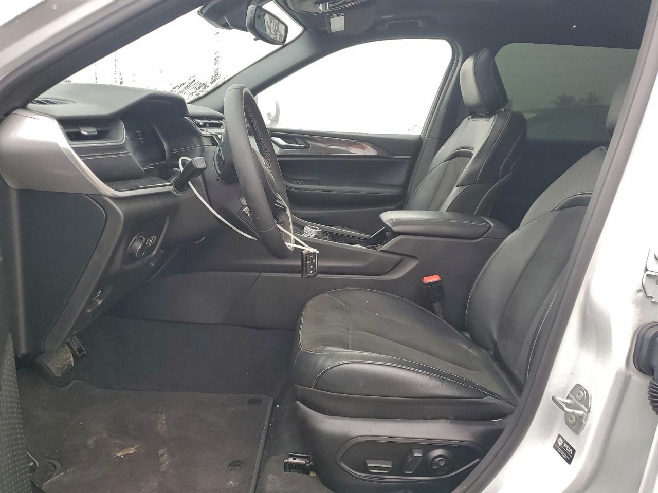 2023 Jeep Grand Cherokee L Laredo - Фото 7