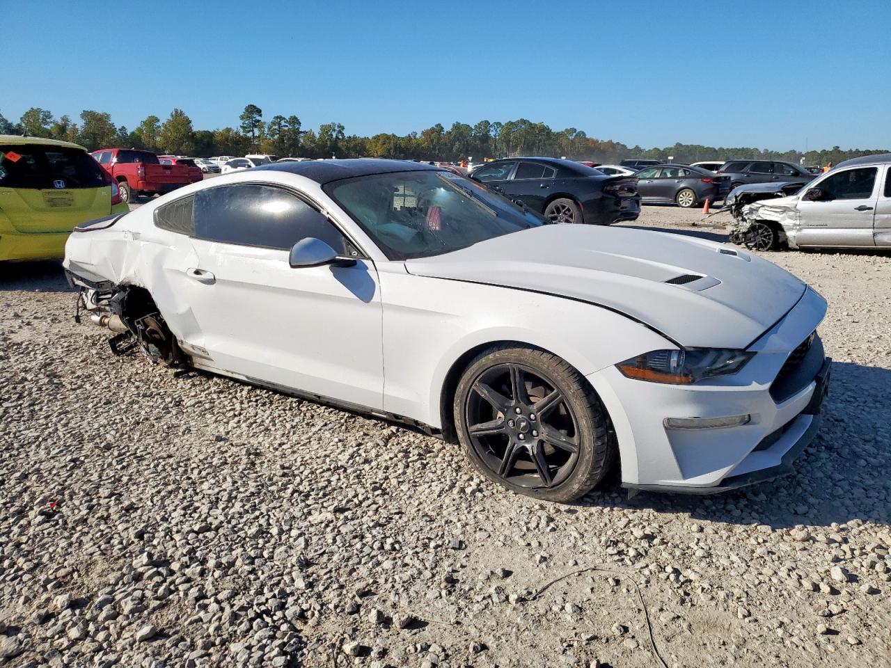 2020 Ford Mustang - Image 4