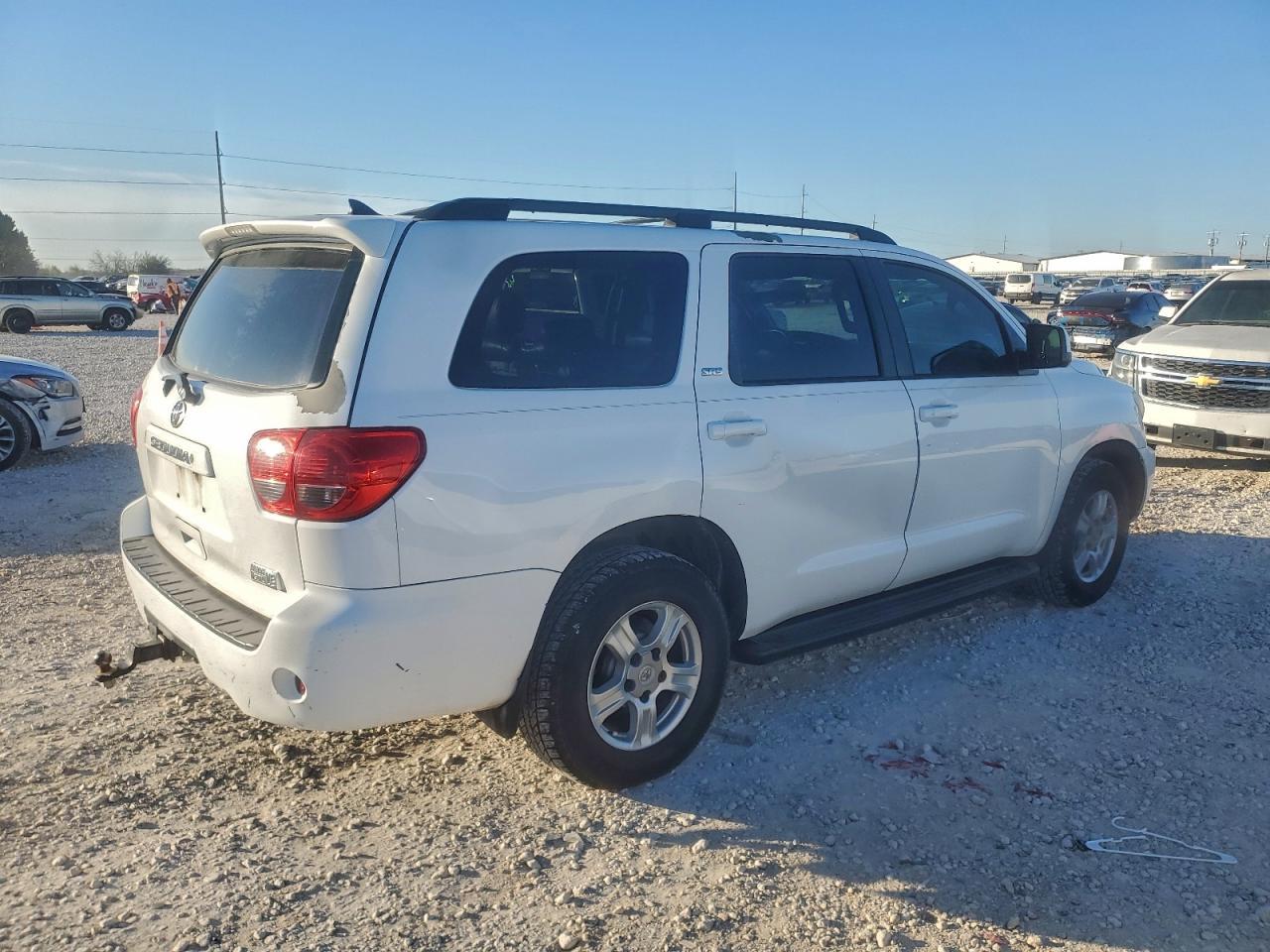 2013 Toyota Sequoia Sr5 - Image 3