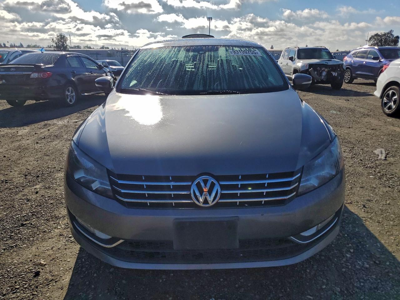 2014 Volkswagen Passat Se - Фото 5