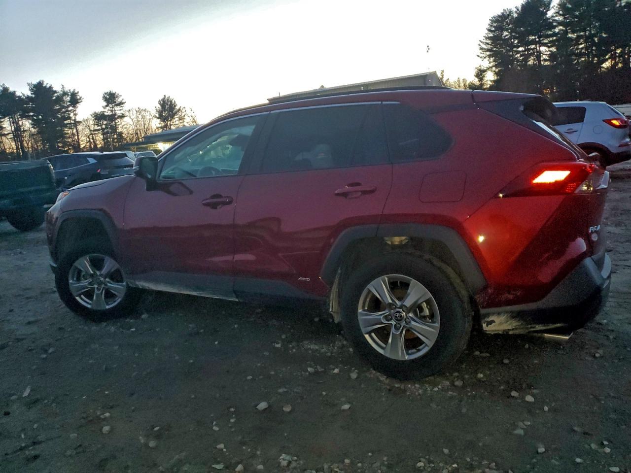 2025 Toyota Rav4 Xle - Фото 2