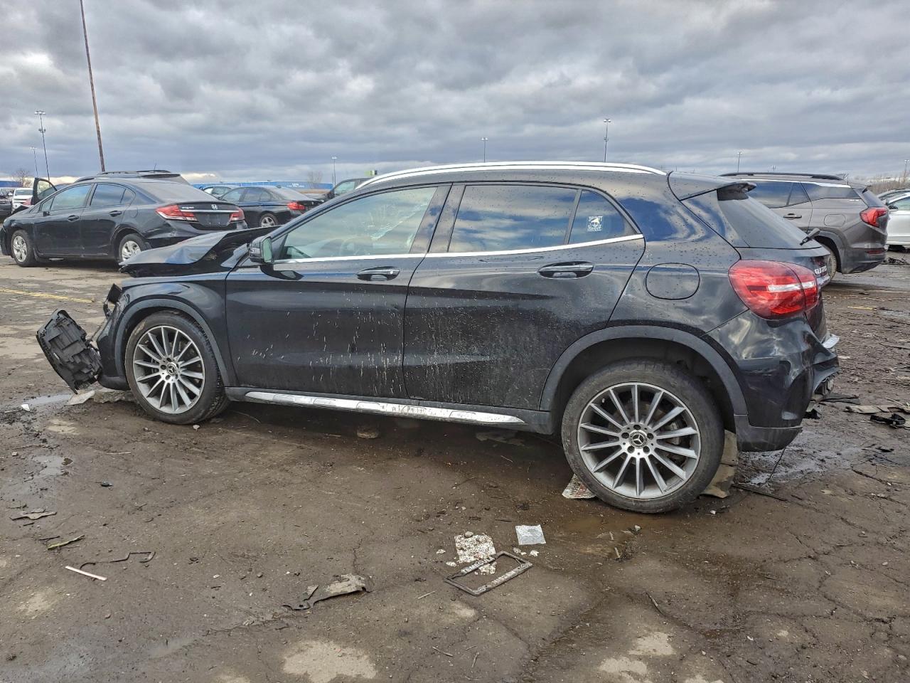 2019 Mercedes-Benz Gla 250 4Matic - Image 2