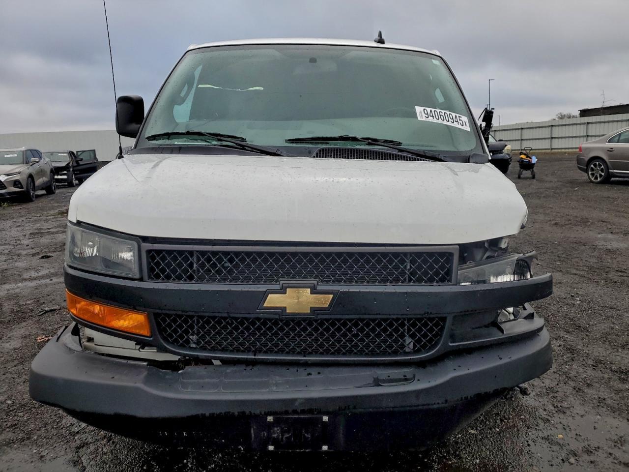 2023 Chevrolet Express 2500 Delivery Van - Image 5