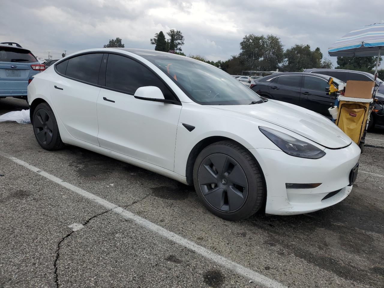 2022 Tesla Model 3 - Фото 4