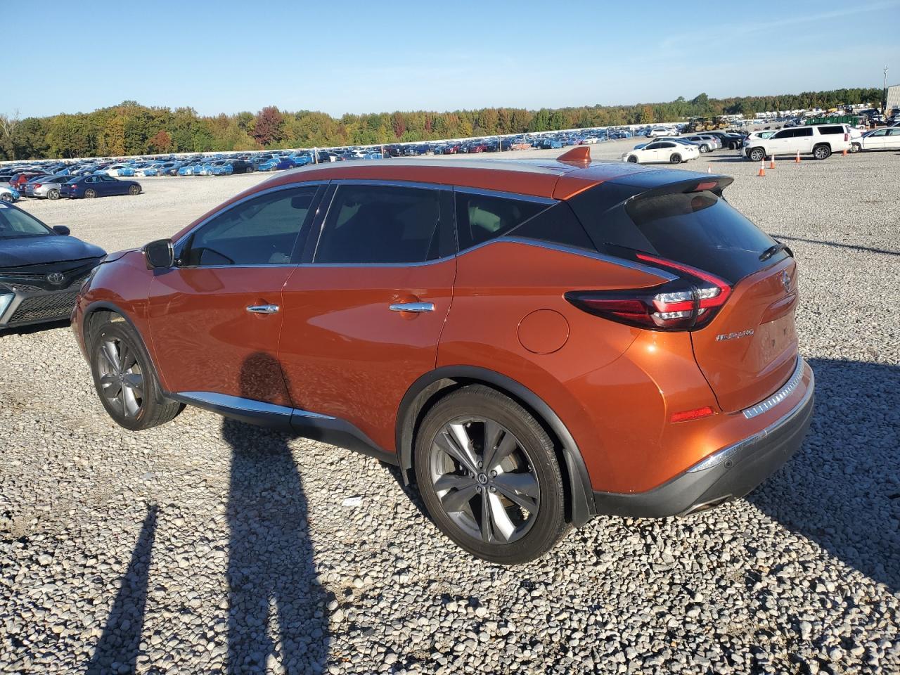 2020 Nissan Murano Platinum - Image 2