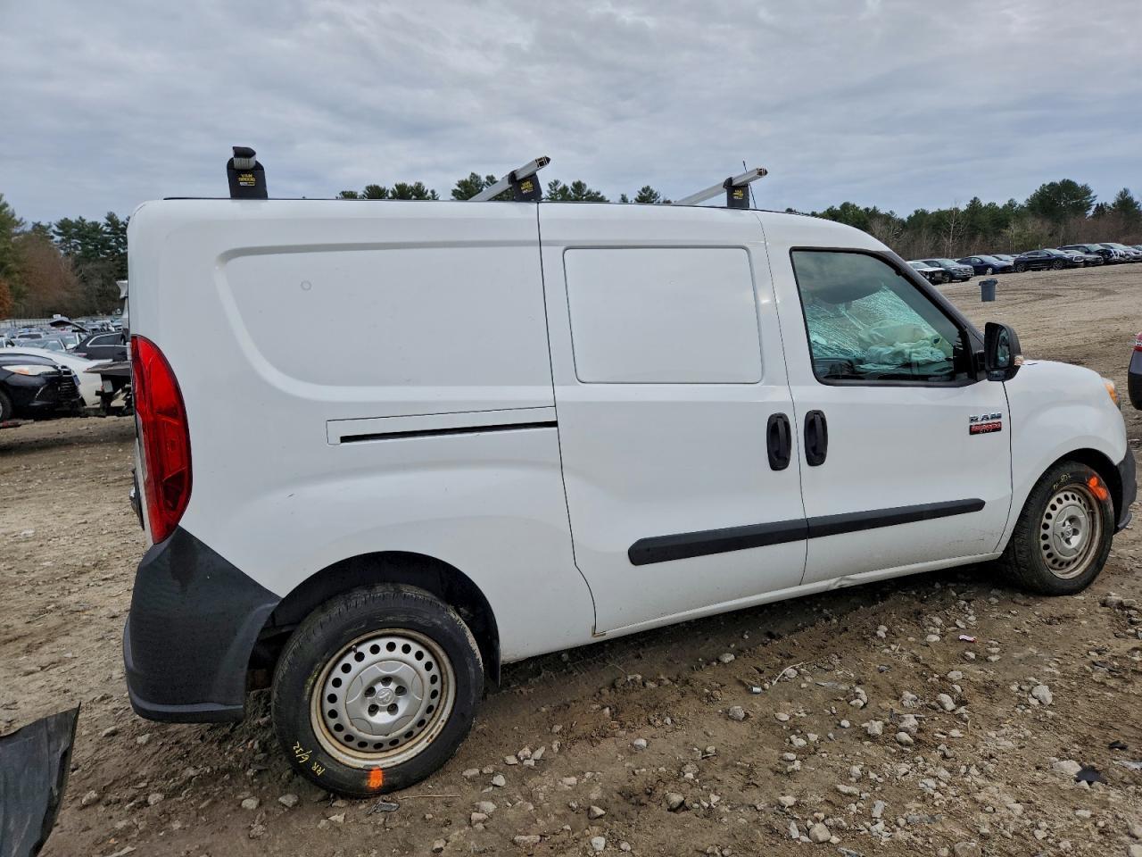 2015 Ram Promaster Delivery Van - Фото 3