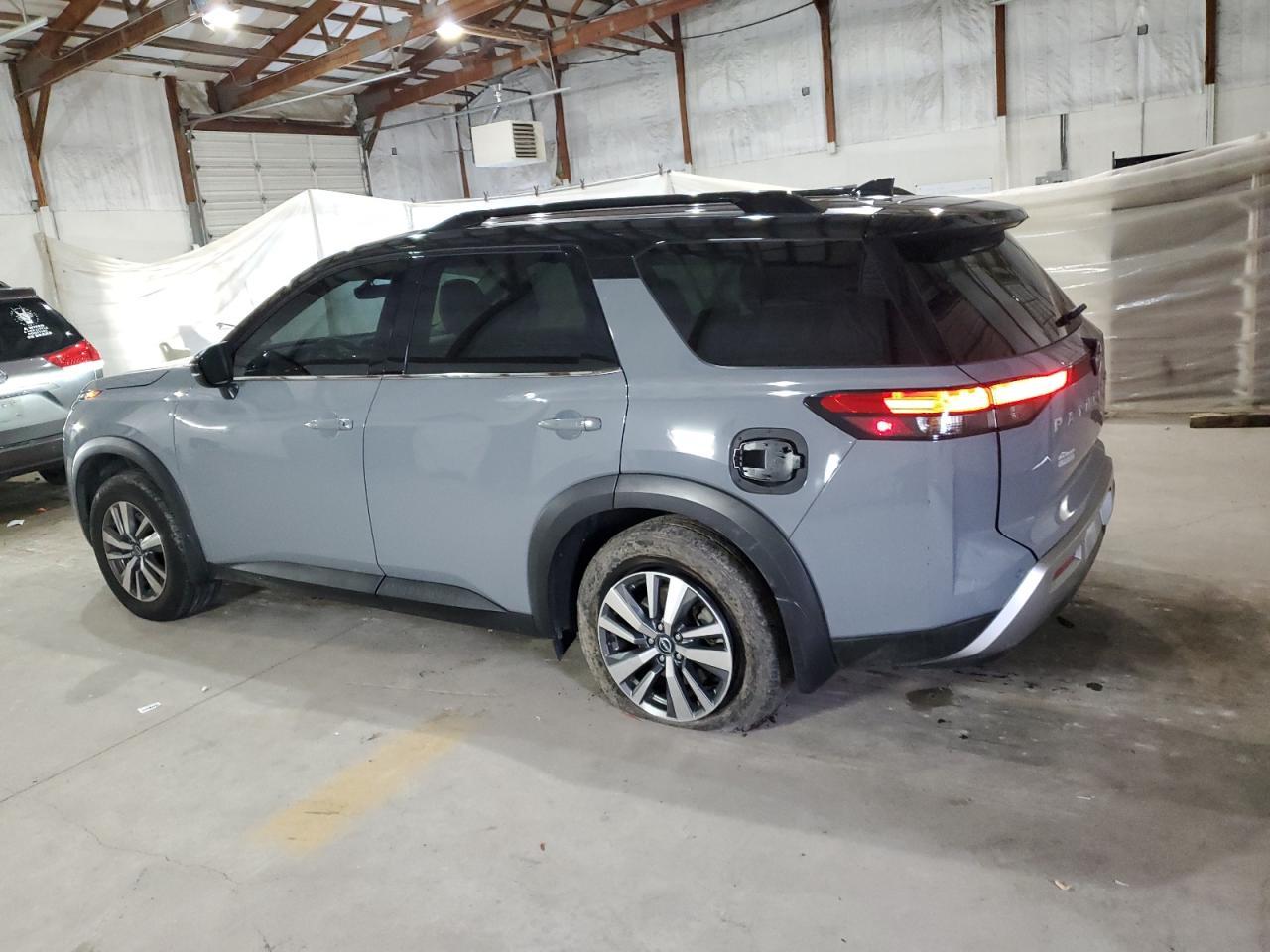 2024 Nissan Pathfinder Sl - Фото 2