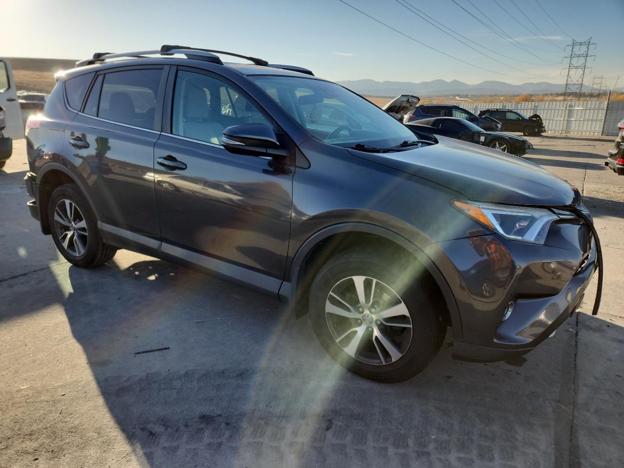 2017 Toyota Rav4 Xle - Фото 4