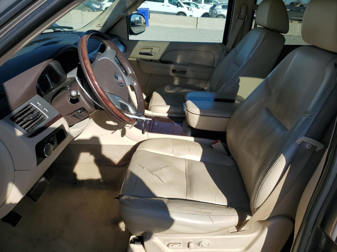 2007 Cadillac Escalade Luxury - Фото 7