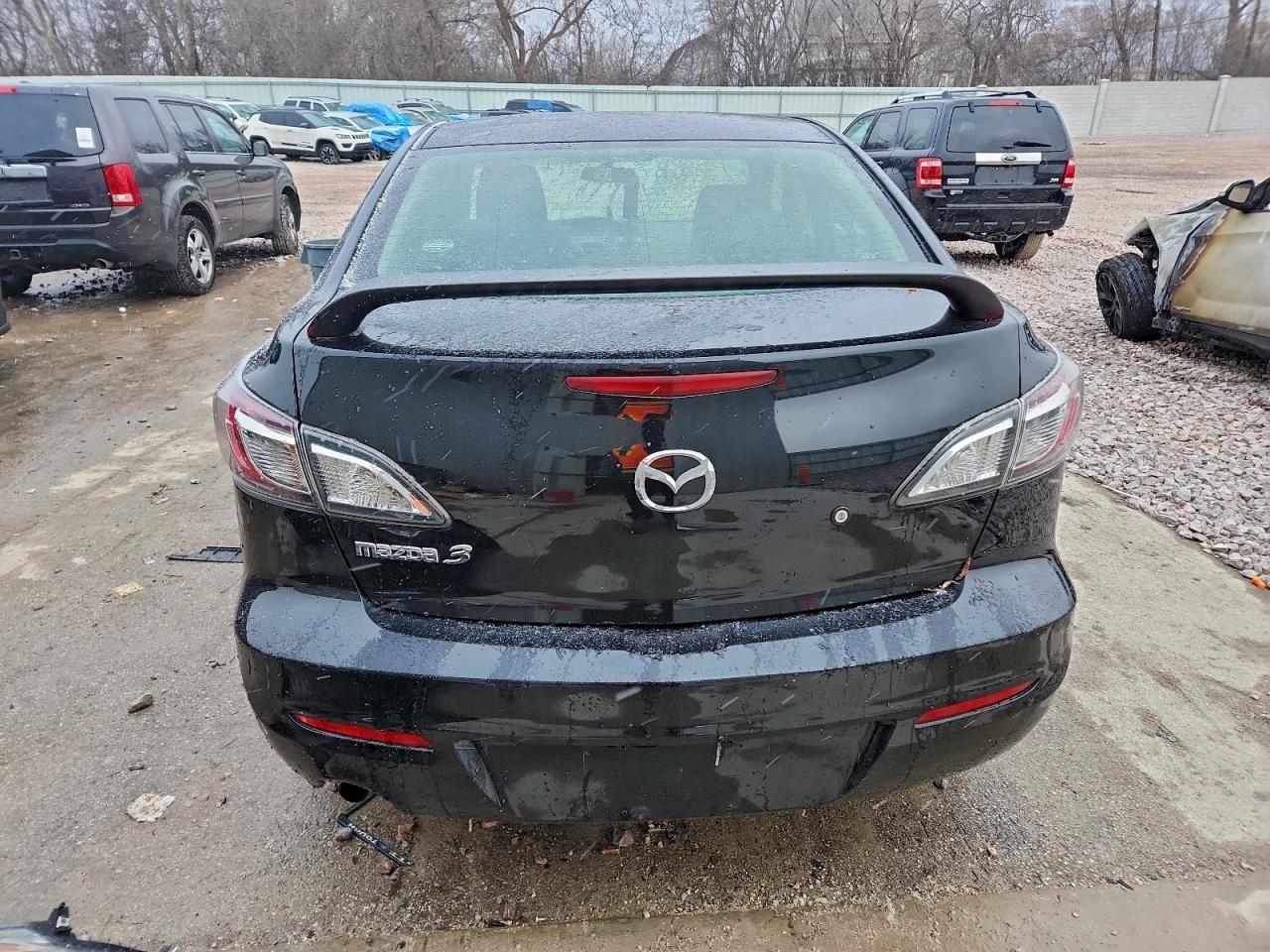 2013 Mazda 3 I - Image 6