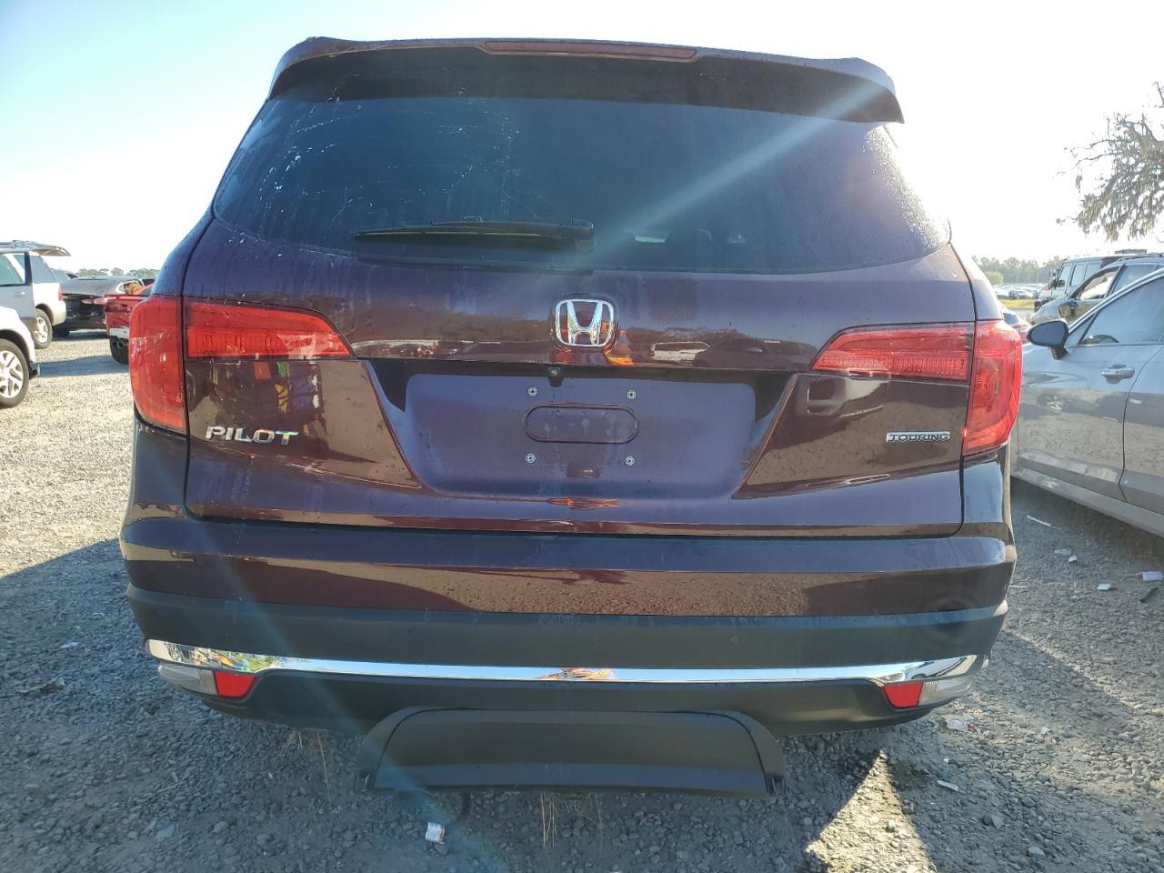 2016 Honda Pilot Touring - Image 6