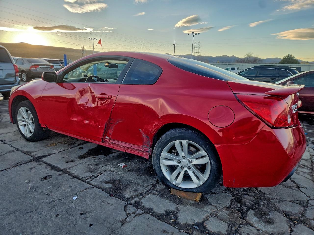 2012 Nissan Altima S - Image 2