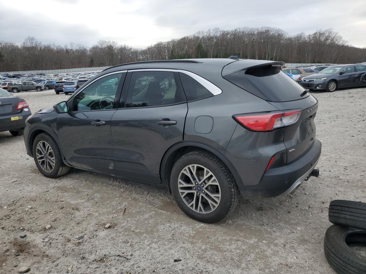 2020 Ford Escape Sel - Фото 2