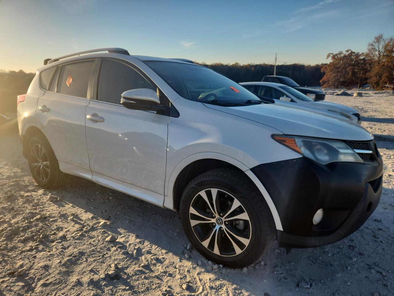 2015 Toyota Rav4 Limited - Image 4