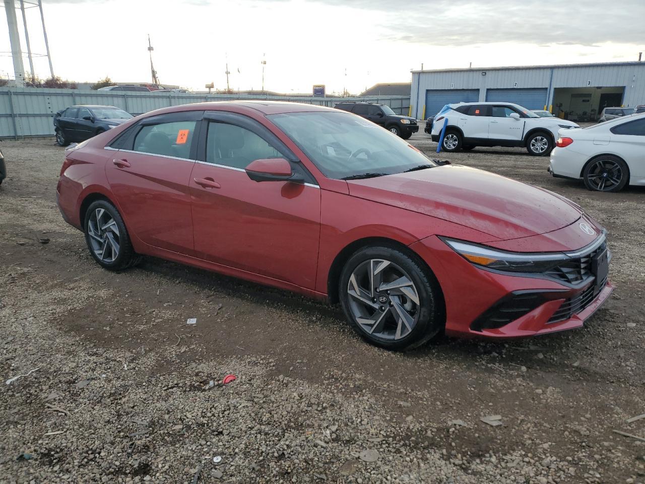 2024 Hyundai Elantra Limited - Фото 4