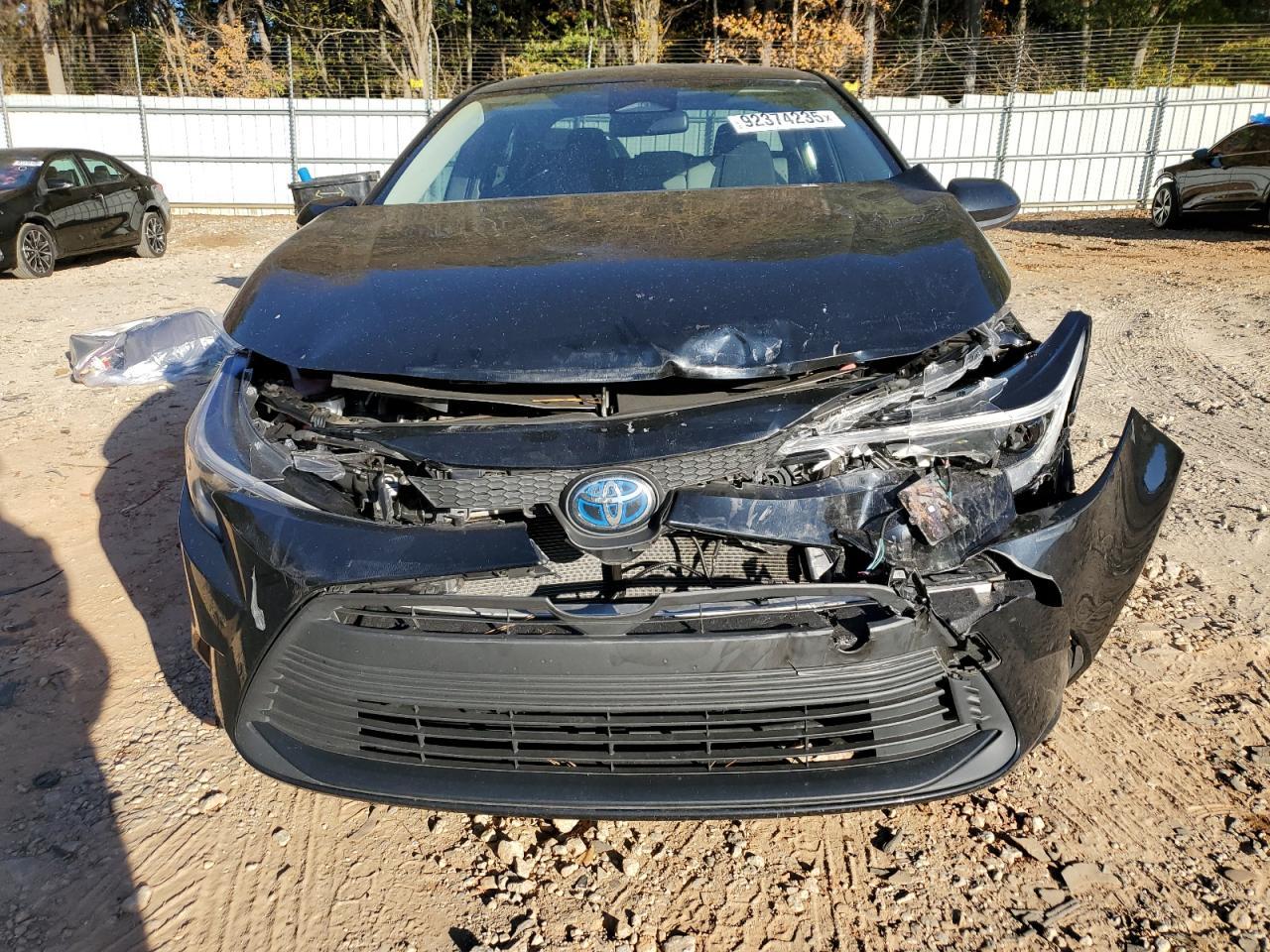 2024 Toyota Corolla Le - Image 5