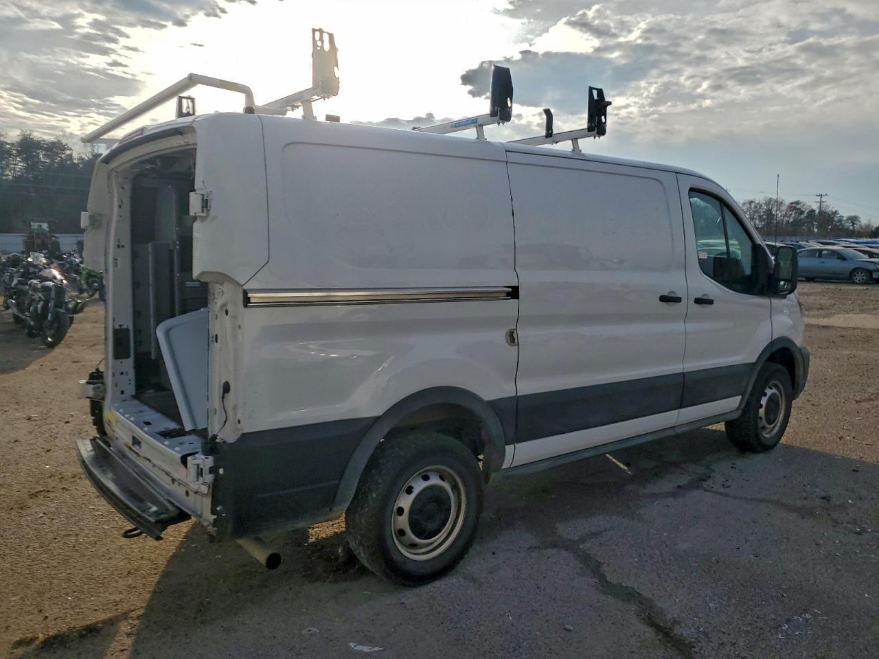 2023 Ford Transit - Фото 3