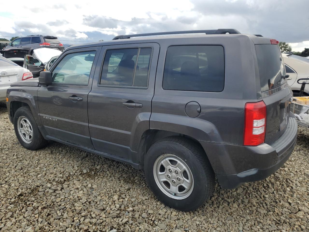 2016 Jeep Patriot Sport - Image 2