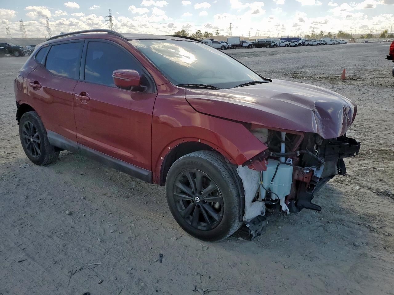 2019 Nissan Rogue Sport S - Фото 4