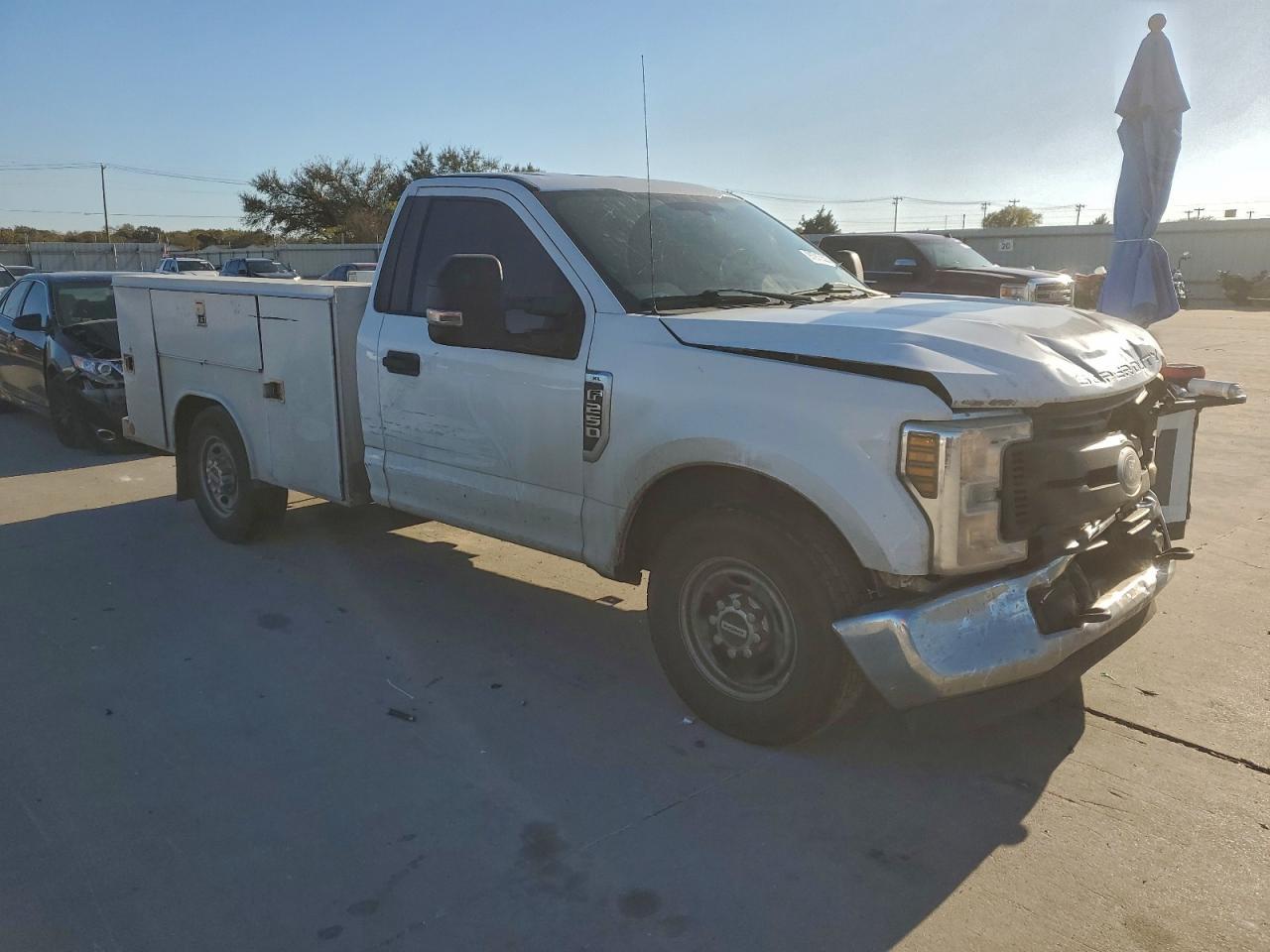 2019 Ford F250 Super Duty - Фото 4