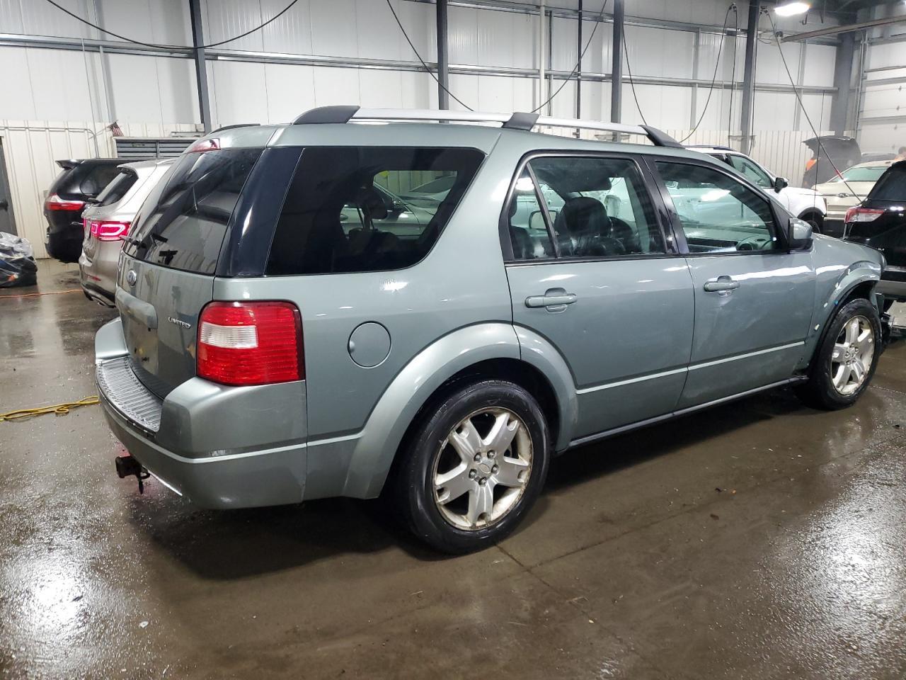 2005 Ford Freestyle Limited - Image 3