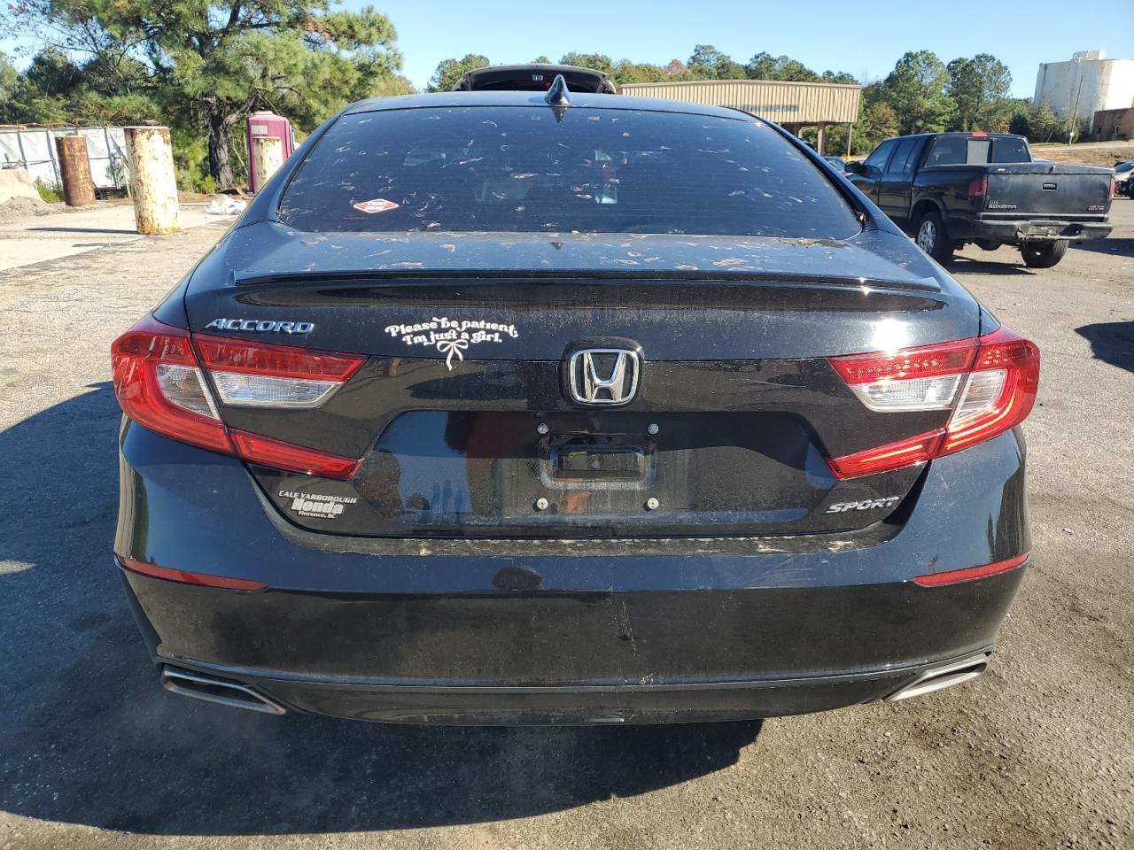 2022 Honda Accord Sport - Image 6