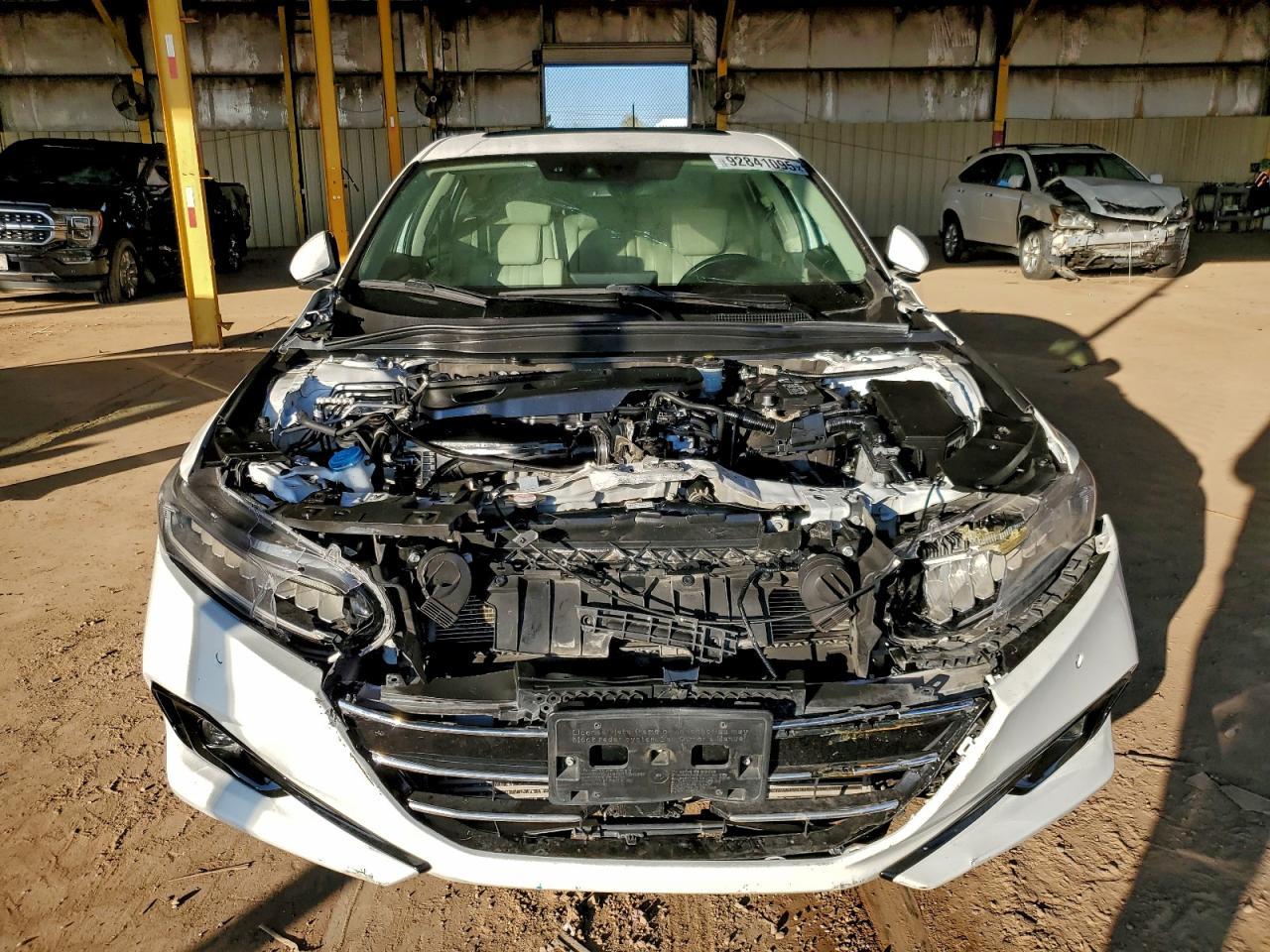 2022 Honda Accord Touring - Image 5