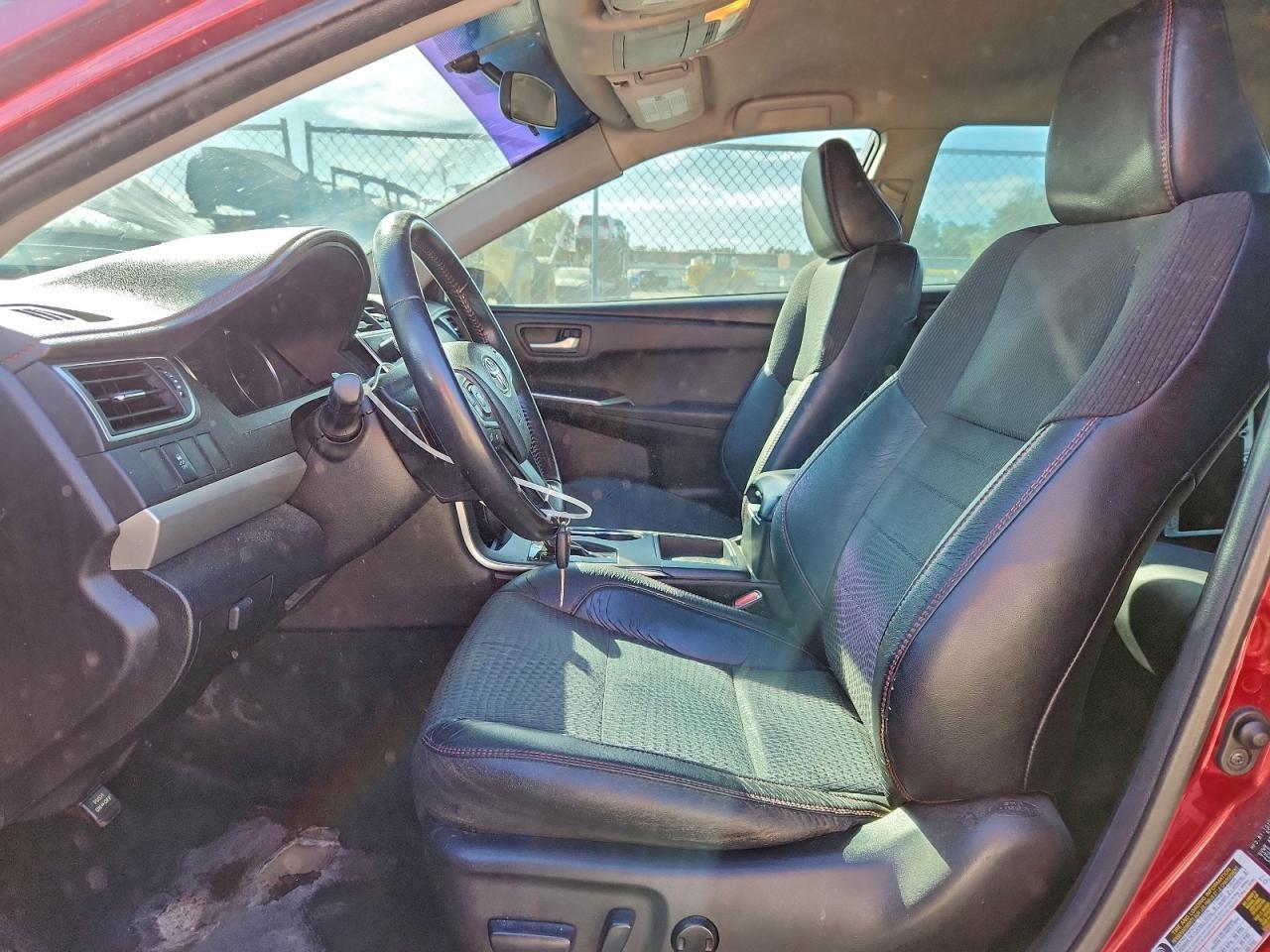 2016 Toyota Camry Le - Фото 7