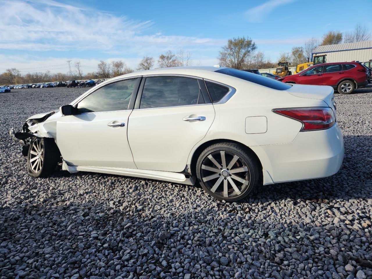 2014 Nissan Altima 2.5 - Фото 2