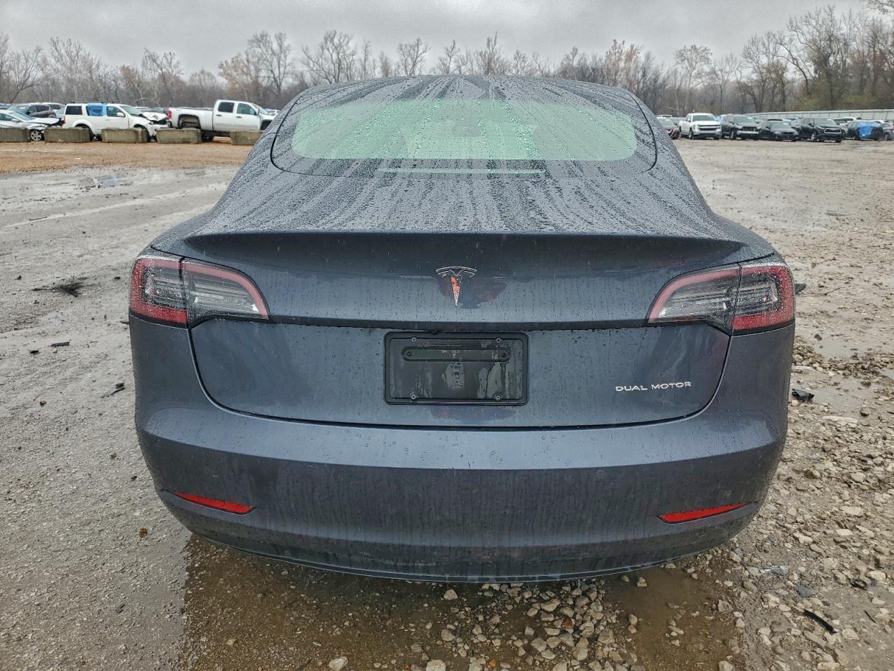 2021 Tesla Model 3 - Фото 6