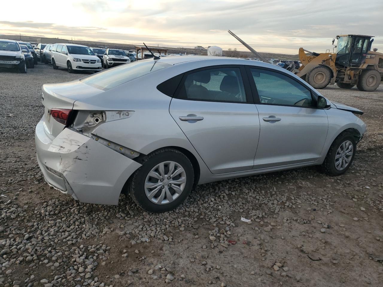 2021 Hyundai Accent Se - Image 3