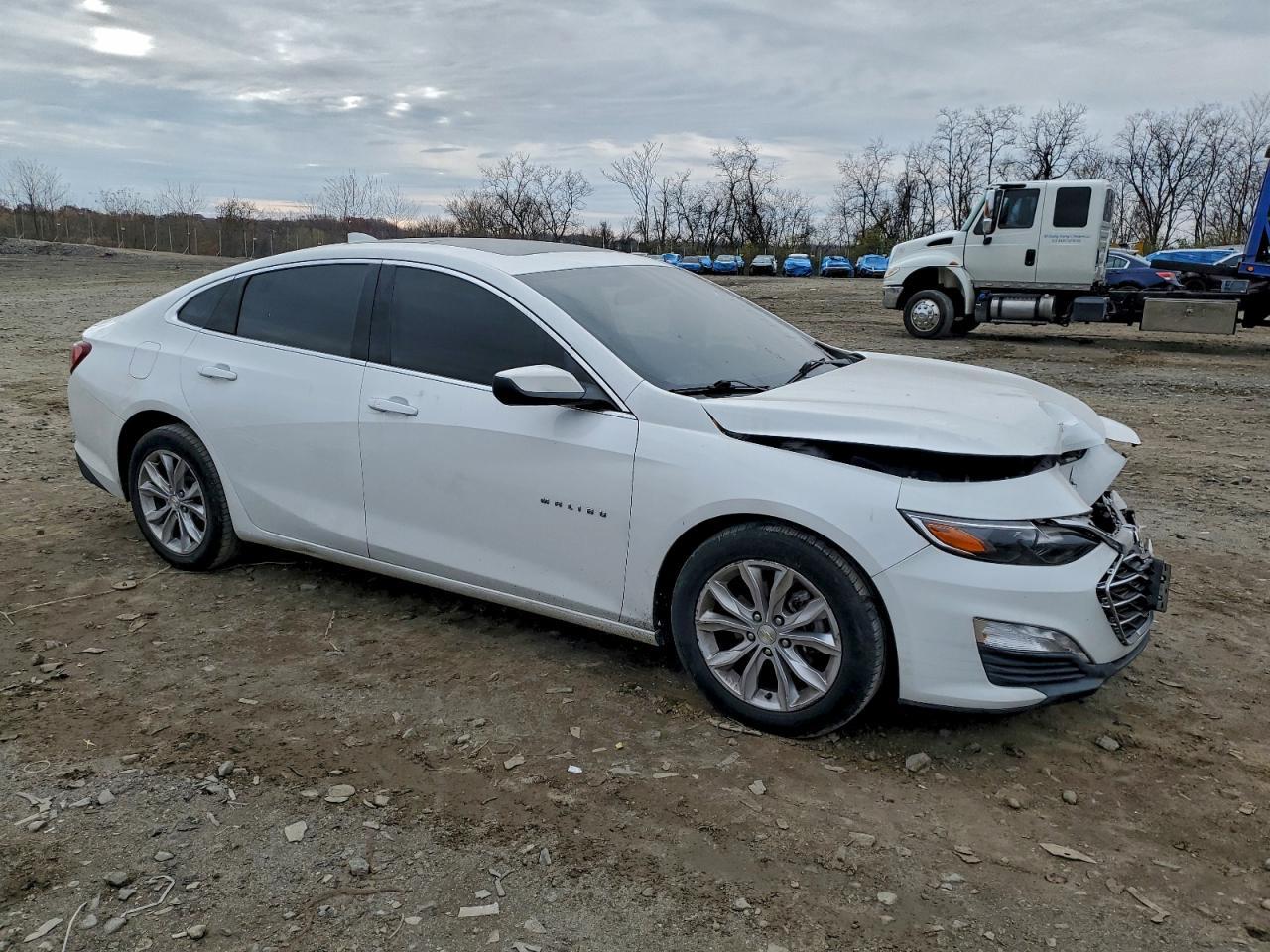 2021 Chevrolet Malibu Lt - Фото 4