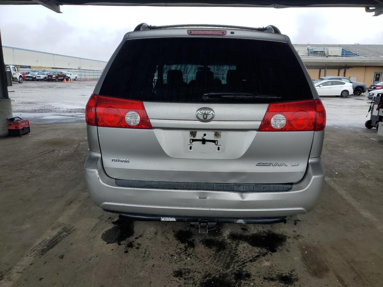 2006 Toyota Sienna Ce - Image 6