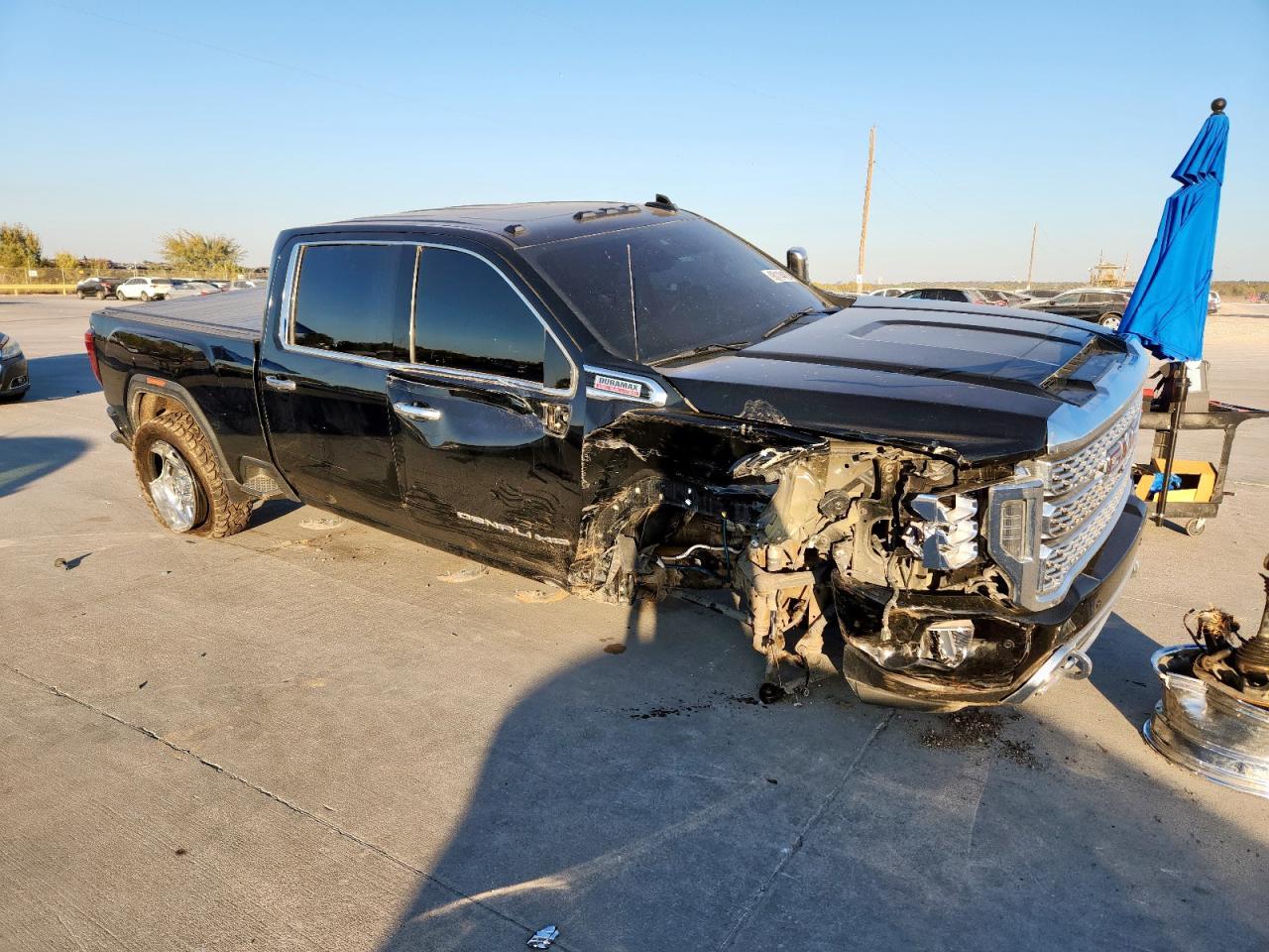 2023 GMC Sierra K2500 Denali - Image 4