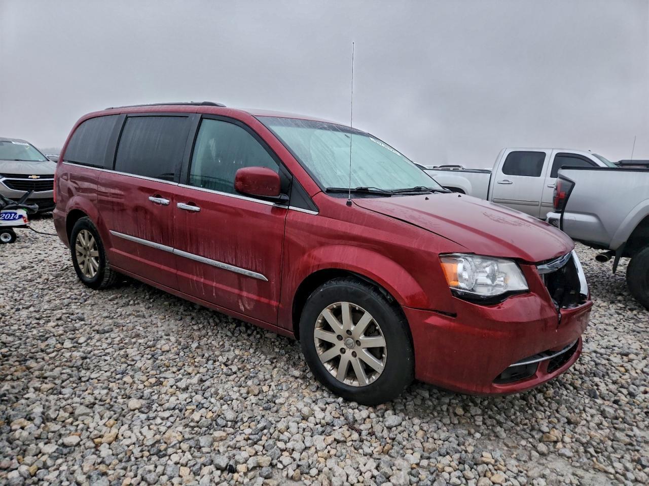 2015 Chrysler Town & Country Touring - Фото 4