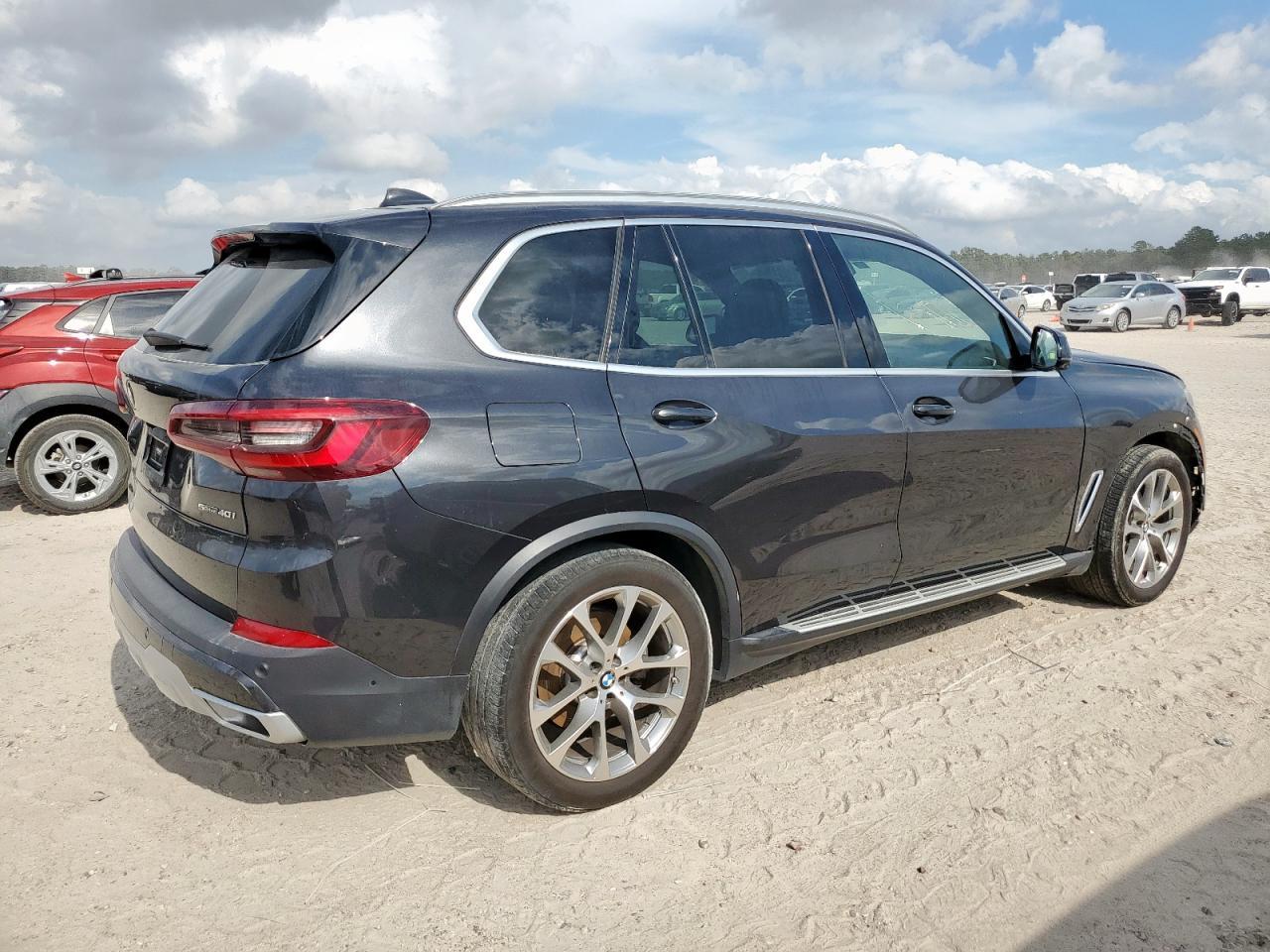 2023 BMW X5 Sdrive 40I - Фото 3