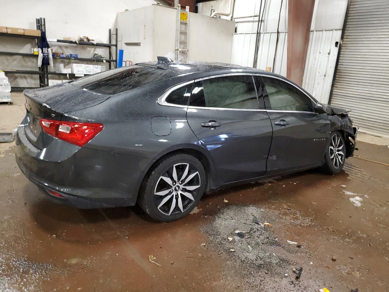 2017 Chevrolet Malibu Lt - Фото 3