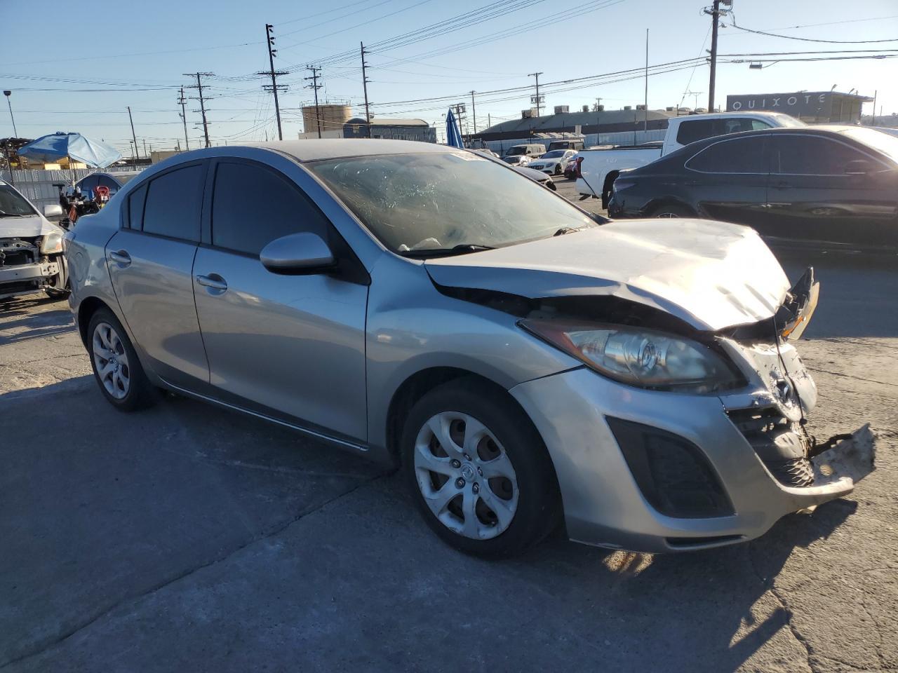 2011 Mazda 3 I - Фото 4